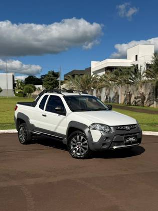 FIAT STRADA 1.8 MPI ADVENTURE CE 16V FLEX 2P MANUAL FIAT STRADA 1.8 MPI ADVENTURE CE 16V FLEX 2P MANUAL